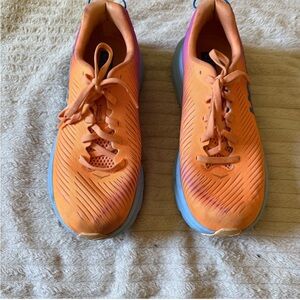 Hoka Rincòn 3 sneakers Size 8